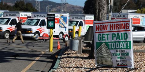 U.S. job openings fall to the lowest level in over 2 years - 'Fortune' News Summary (United ...