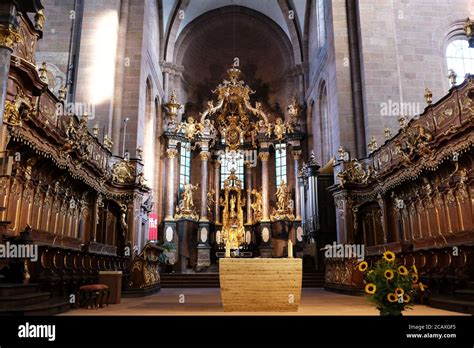 Worms Cathedral Interior Stock Photo - Alamy