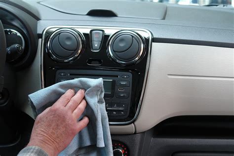 What Is The Best Car Dashboard Cleaner - Auto Upholstery Atlanta