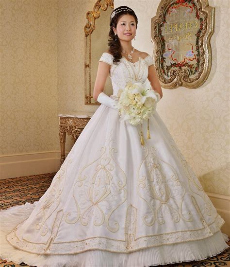 Modern Japanese Wedding Dresses – OOSILE