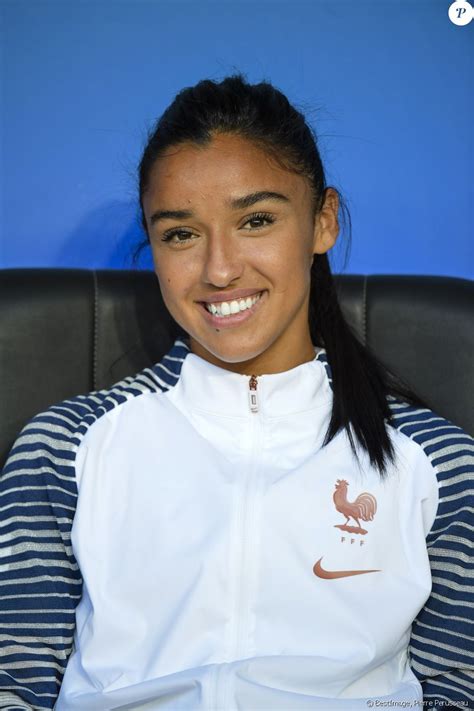 Sakina Karchaoui lors de la Coupe du monde féminine de football, Groupe ...