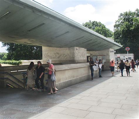 Plan of Green Park underground station in London