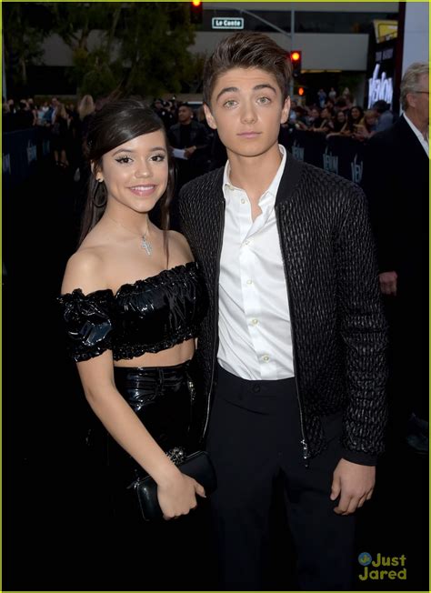 Jenna Ortega Attends 'Venom' Premiere with Asher Angel | Photo 1189358 - Photo Gallery | Just ...