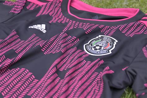 Selección Mexicana presenta nuevo uniforme de local