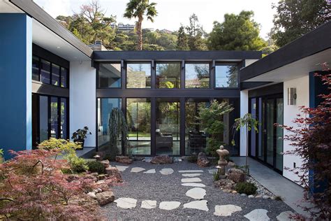 Modern Atrium House by Klopf Architecture