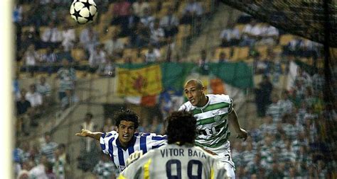 Henrik Larsson scores for Celtic in the 2003 UEFA Cup final against ...