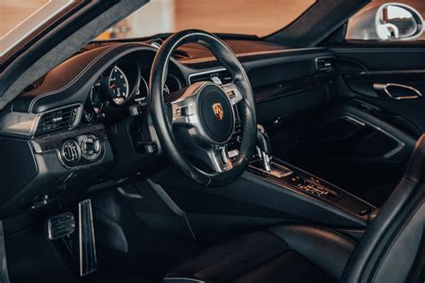 Porsche 911 Turbo 2018 Interior | Cabinets Matttroy