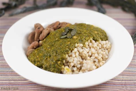 Absolutely Green: Sauce Saka-Saka aux épinards / African Stew With Spinach