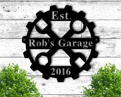 Beautiful personalized metal garage sign. Great gift for wedding, housewarming gifts, and great ...