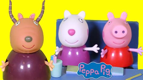 Peppa Pig : Classroom Play Set - Peppa School Day - YouTube