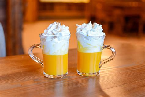 10 Hot Winter Drinks Around the World