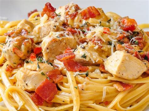 Parmesan Chicken Linguine. Quick & easy but dinner party ready!