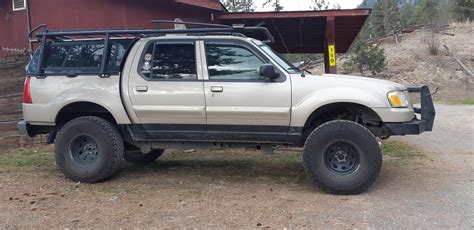 04 Explorer Sport Trac, on 35's : r/FordExplorer