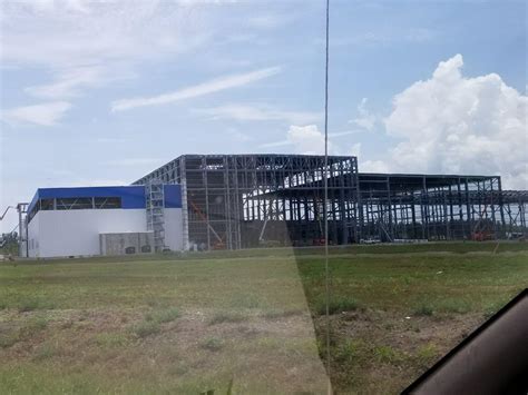 Blue Origin Florida facility update 06/1/2017 : r/BlueOrigin