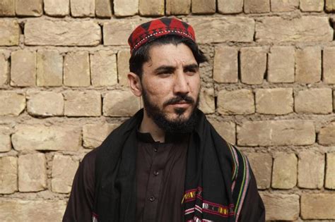 Manzoor Pashteen Age, Wife, Family, Biography, Facts & More » StarsUnfolded