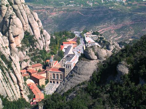 File:Monestir de Montserrat vista Roca de St. Jaume.jpg - Wikipedia