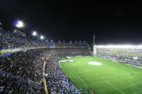 Un proyecto para ampliar el estadio argentino "La Bombonera" | Plataforma Arquitectura