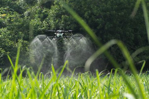 Crop Spraying Drones U.S. Drone Manufacturer AgroDrone - DRONELIFE