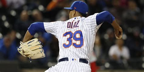 Edwin Diaz struggling with Mets