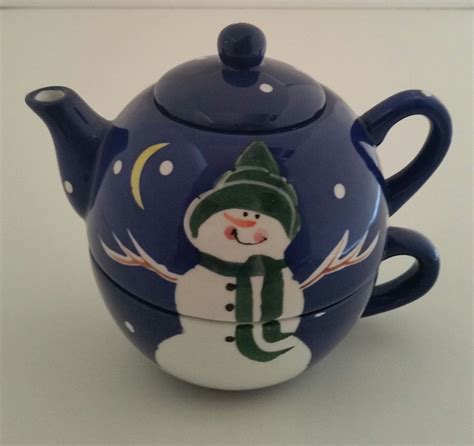 Snowman Teapot by Marijke GHA/Tea For One/Blue and White | Etsy | Tea pots, Vintage snowman ...