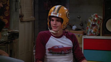 Riddell Helmet Of Ashton Kutcher As Michael Kelso In That '70s Show ...