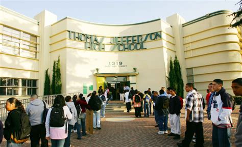 LA Schools Will Now Require Passing An Ethnic Studies Course to Graduate