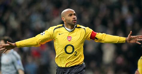 Theirry Henry celebrates scoring for Arsenal v Real Madrid. Santiago Bernabeu, Madrid, Spain ...