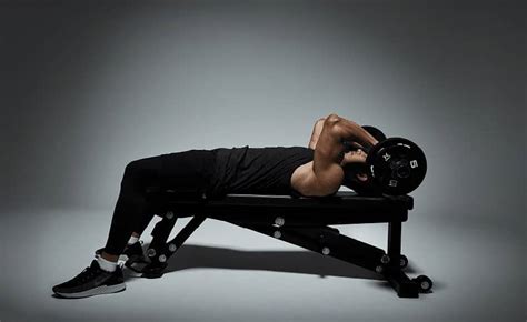 Skull Crushers Exercise – How to Perform to Get Big Triceps?