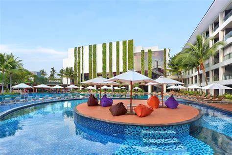 Bali's Best Resorts with Swim-Up Bars in 2024 | Bali Buddies