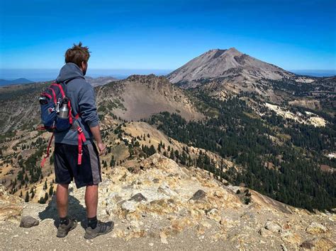 7 Best Day Hikes in Lassen Volcanic National Park - The National Parks Experience