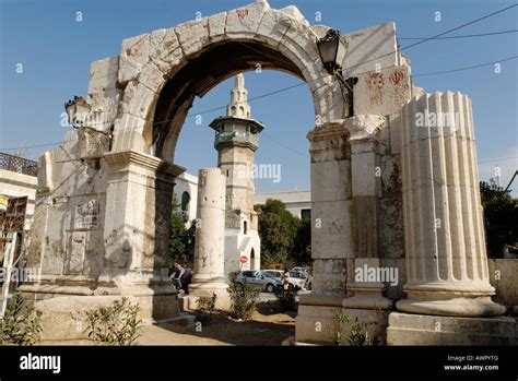 Roman city gate, old town of Damascus, Syria Stock Photo - Alamy