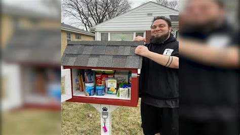 Coronavirus Illinois: Mount Prospect community turns mini libraries into mini pantries during ...