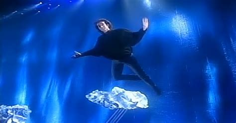 David Copperfield's 7 Best Illusions From '80s and '90s TV Specials ...