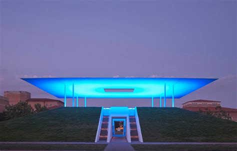 Twilight Epiphany Skyspace by James Turrell Suspends Time and Space With LEDs in Houston ...