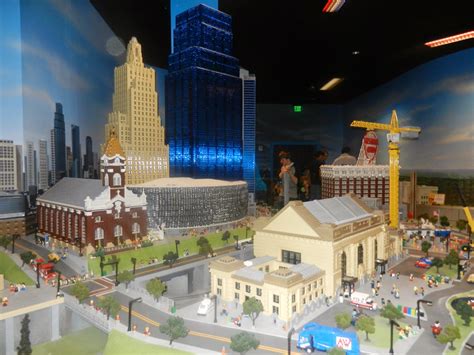 The Kerrie Show: #LegoLand Discovery Center Kansas City ... A FULL-ON Blast!