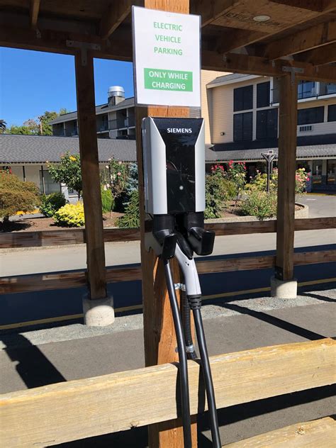 Bayside Oceanfront Resort | Parksville, BC | EV Station