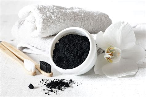 How activated charcoal face wash benefits your skin? – Minifeelindia