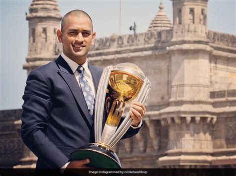 Waking Up To See MS Dhoni's Shaved Head After 2011 World Cup Victory ...