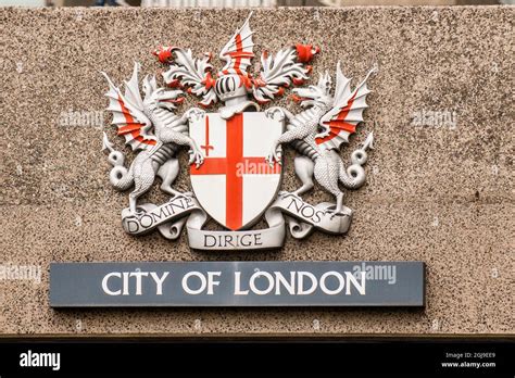 City of London crest coat of arms, London, England Stock Photo - Alamy