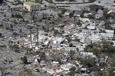 Hurricane Ian damage photos: Haunting aerial images show storm aftermath in Fort Myers, Sanibel ...