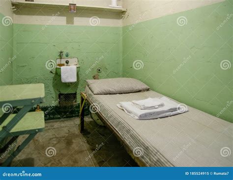 Typical Alcatraz Jail Cell. Alcatraz Island Editorial Image - Image of ...