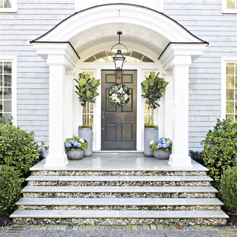 Six Tips For Creating A Dramatic Front Door Container Garden - Pottery Barn