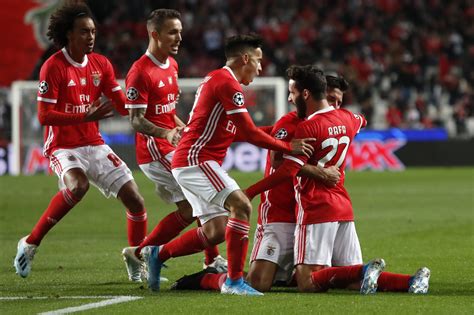 Em busca da glória (Antevisão Lyon - Benfica) - Mercado do Futebol