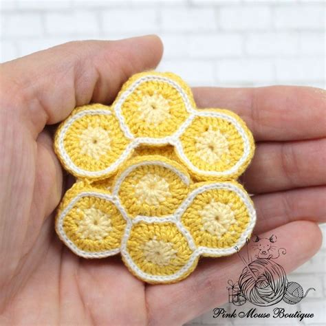 Mister Buzz Bee and His Honeycomb House amigurumi pattern - Amigurumipatterns.net Half Double ...