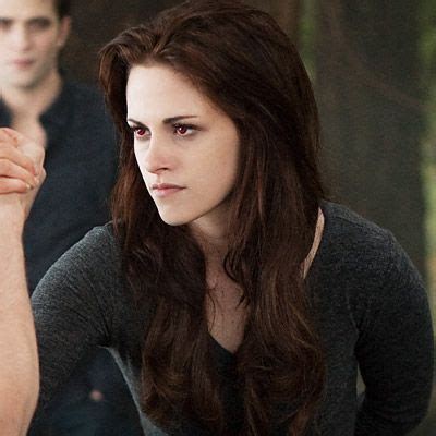 Bella's Vampire Transformation | Breaking dawn, Bella swan, Twilight saga