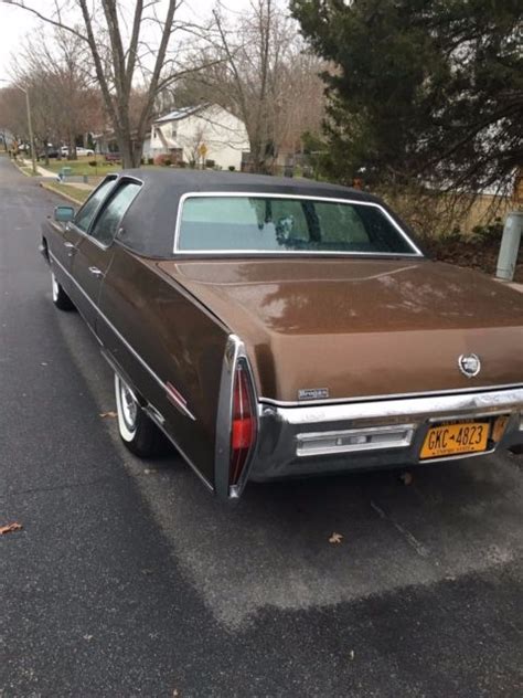 1972 CADILLAC FLEETWOOD BROUGHAM - Classic Cadillac Fleetwood 1972 for sale