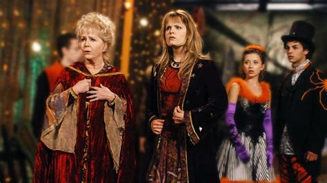 Halloweentown High’ review by Duckie • Letterboxd