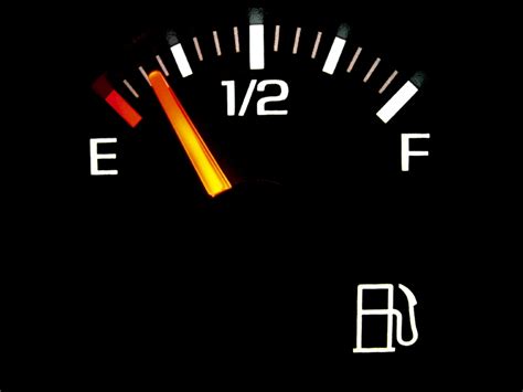 Is Your Car's Fuel Gauge Accurate? - Car Maintenance and Car Repairs - DriverSide