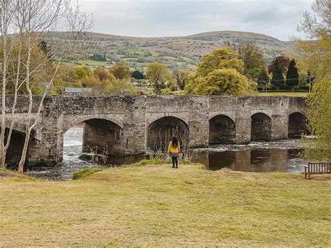 Crickhowell Bridge - How To Visit The Longest Stone Bridge In Wales (2024)!