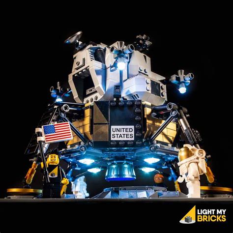 Lights for LEGO Lunar Lander 10266 - Light My Bricks